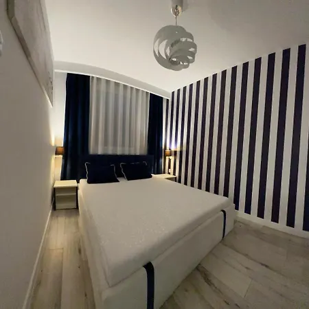 Apartament Faleza16 Apartment *