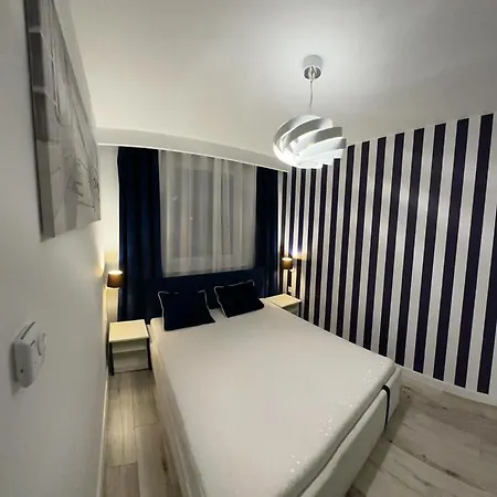 Apartament Faleza16 Apartment *