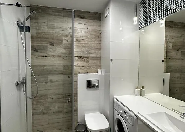 Faleza16 Apartamento Rewal